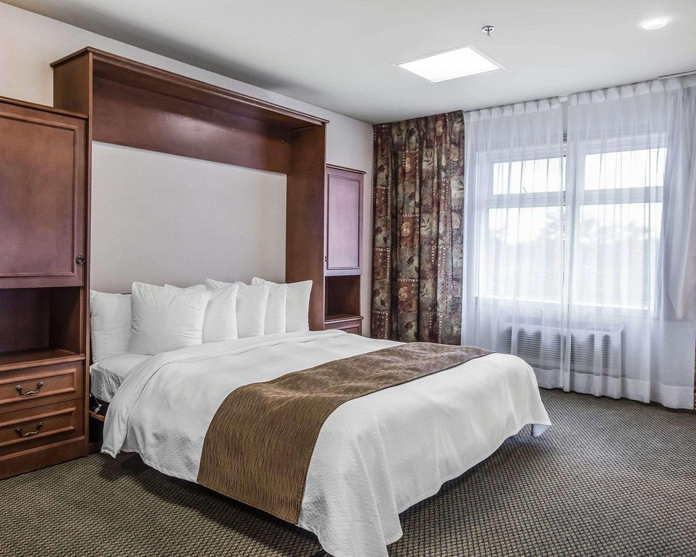Quality Suites Drummondville Eksteriør billede
