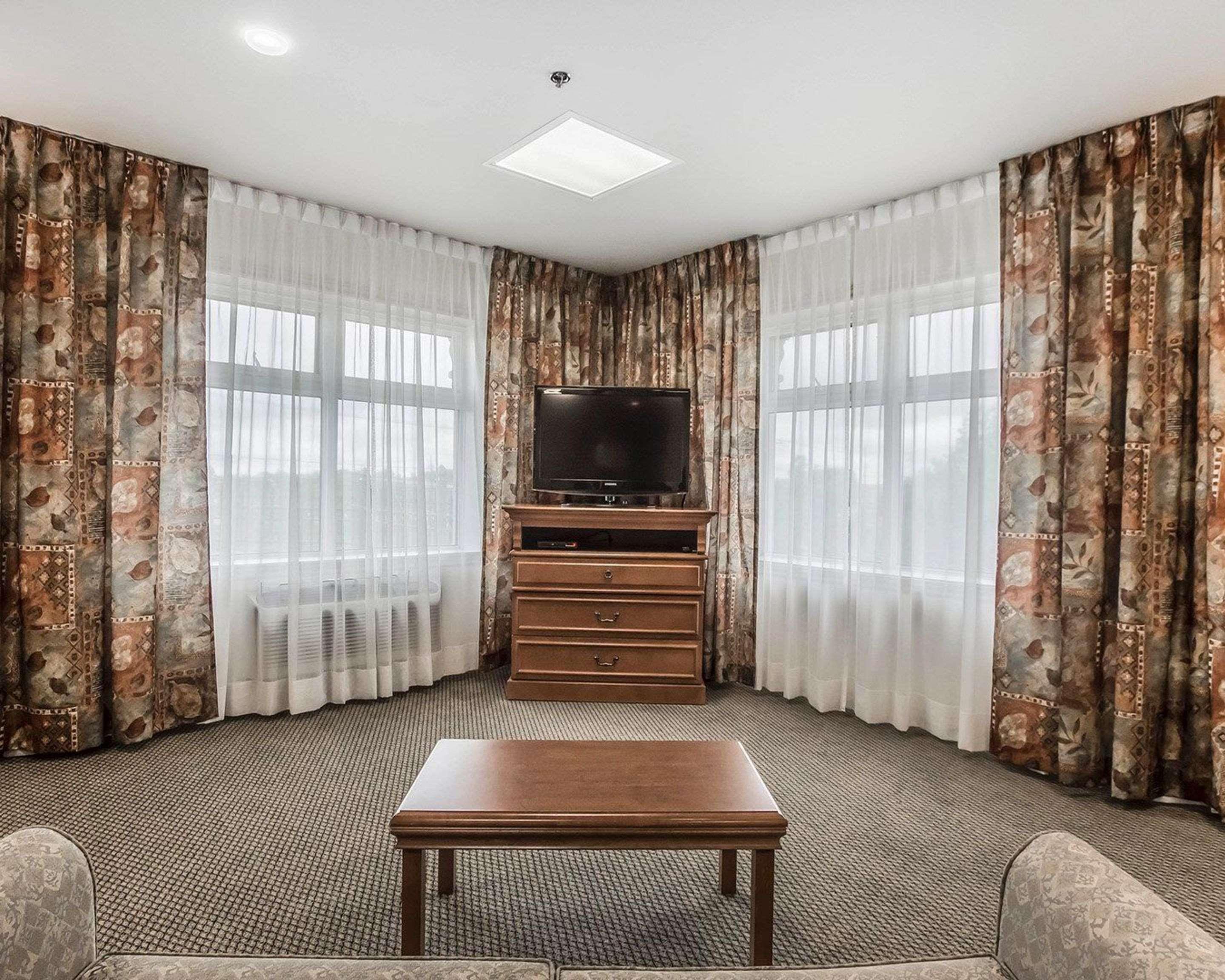 Quality Suites Drummondville Eksteriør billede