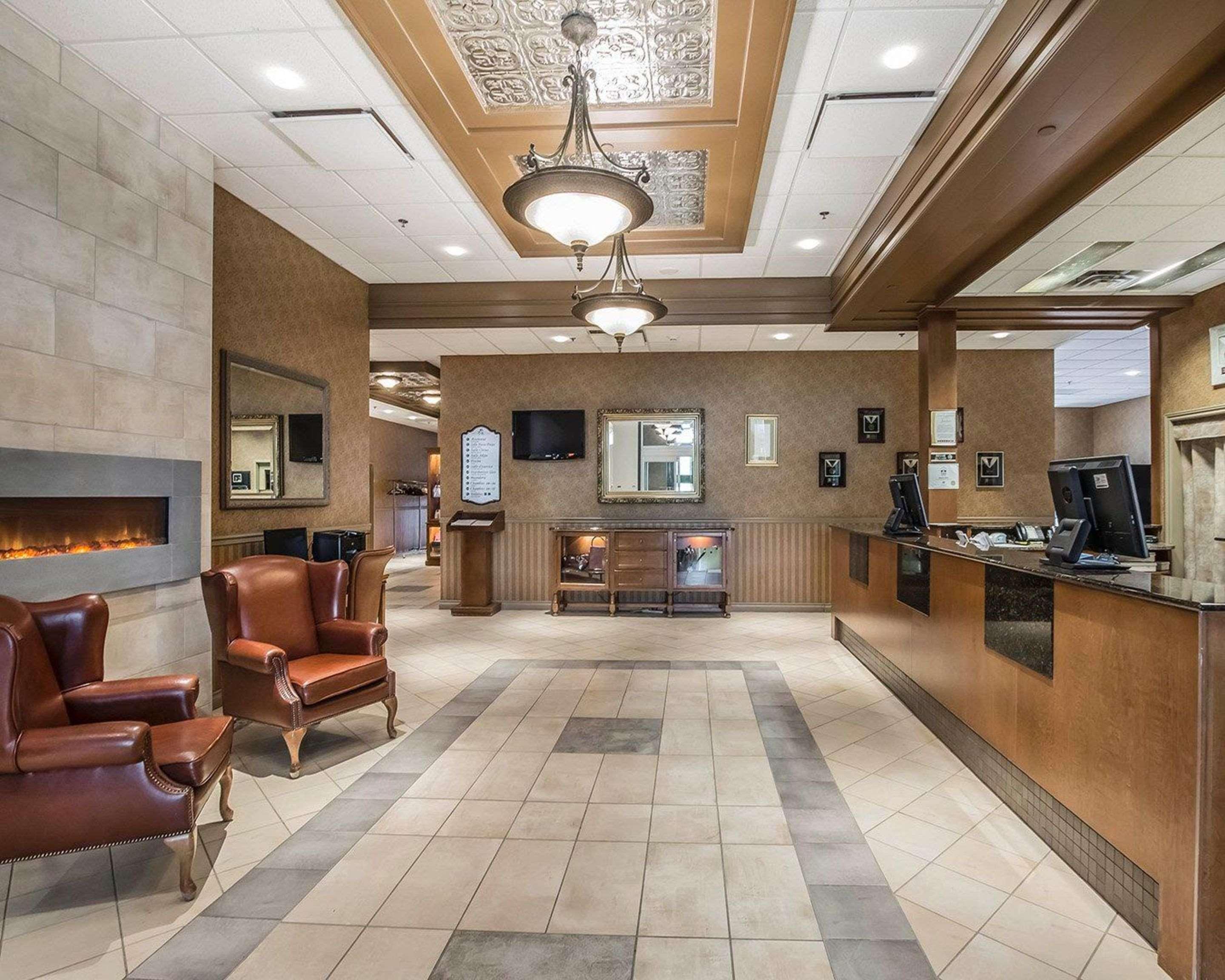 Quality Suites Drummondville Eksteriør billede