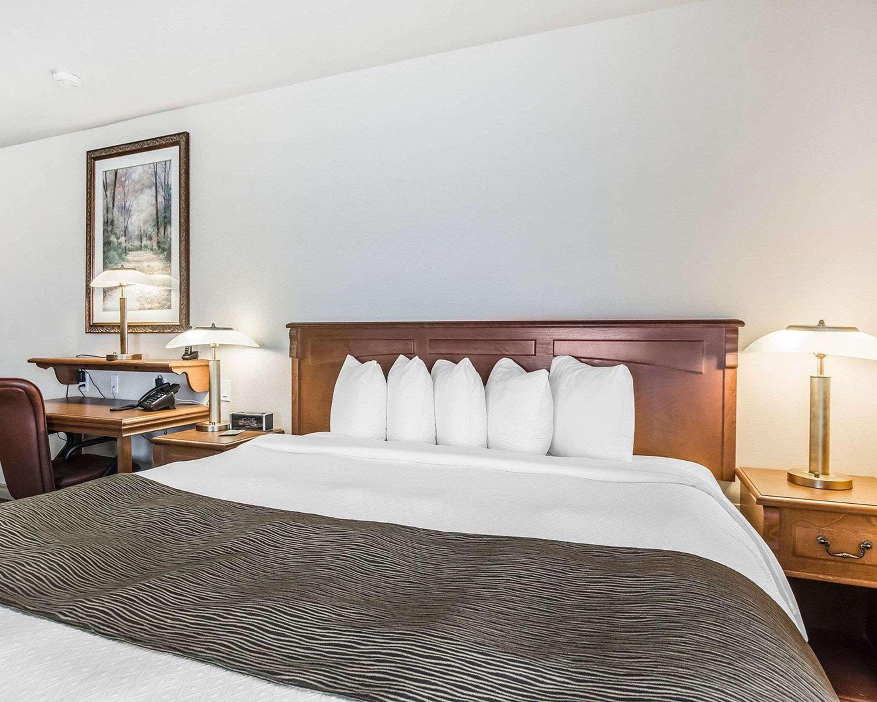 Quality Suites Drummondville Eksteriør billede